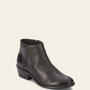 Frye Carson Piping Bootie 7.5